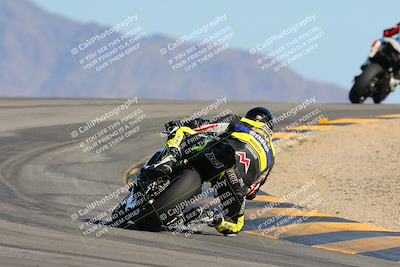 media/Oct-19-2024-CVMA (Sat) [[7df39c5a0d]]/Race 8- Formula 40 MW and LW/
